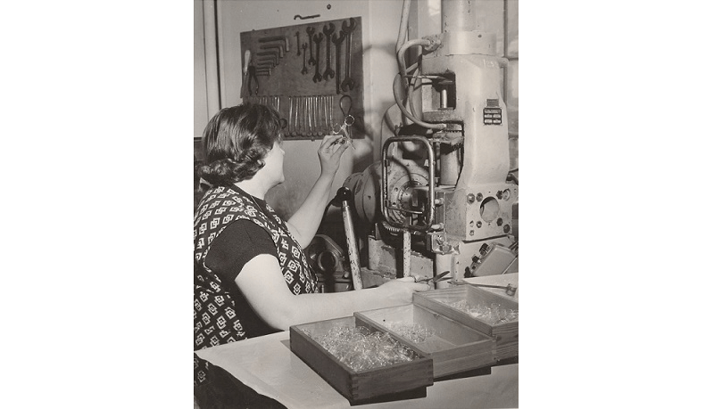 1960 - Production of plastic watch crystals